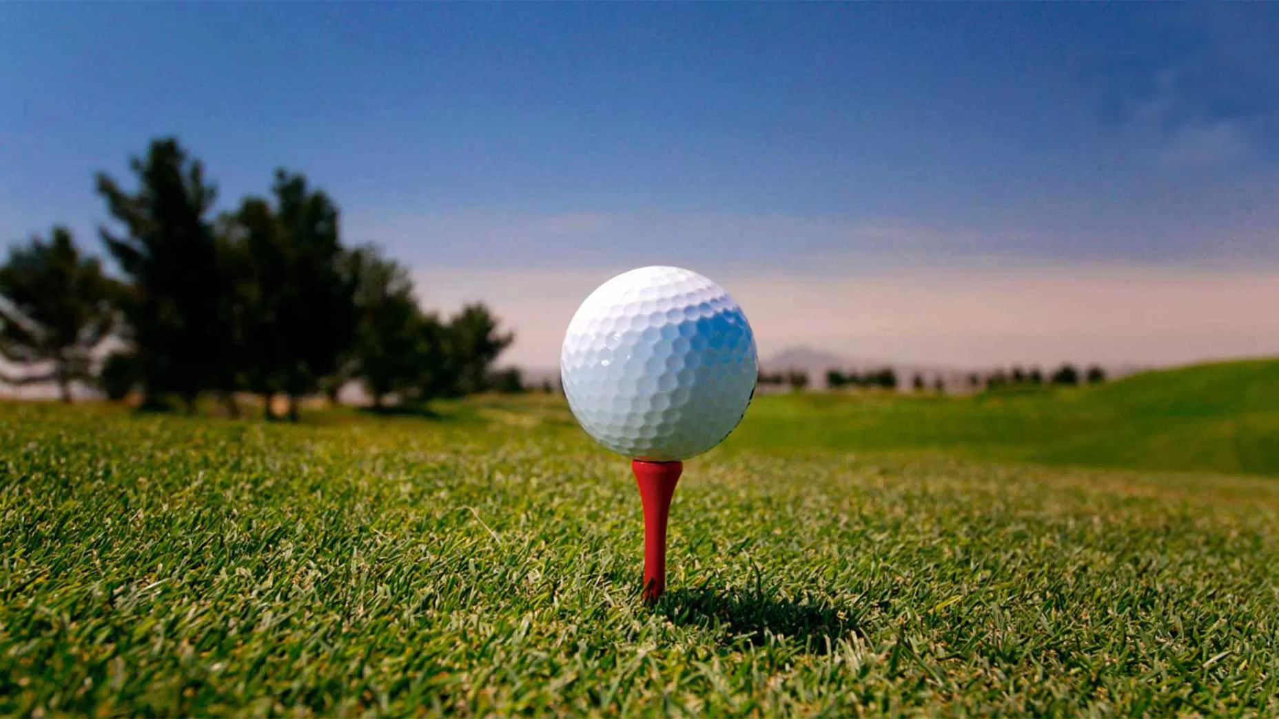 Why Polyurethane Golf Balls are the Best Choice on the Golf Course Featured Image